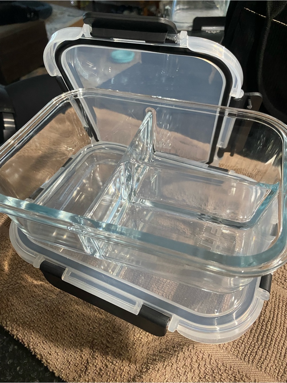 2 PK GLASS TUPPERWARE